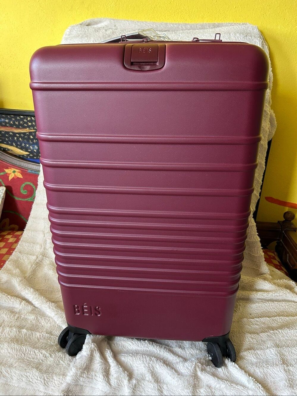 Beis NWT Large Checkin Roller Suitcase in Burgundy Red